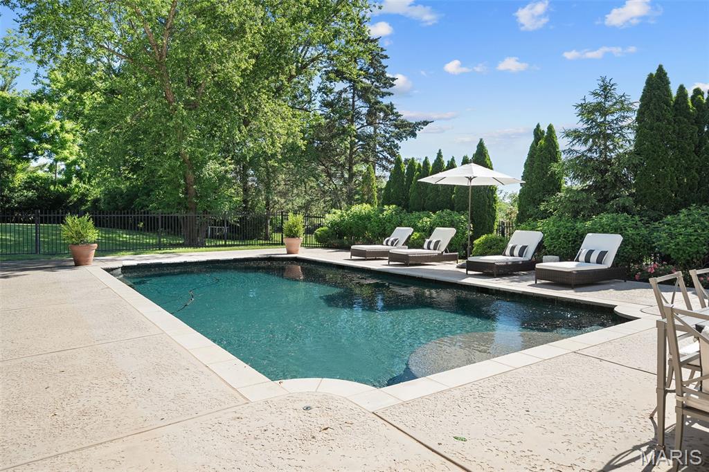 Hickory Hill - Residential