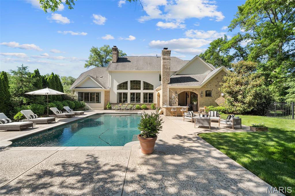 611 Hickory Lane
