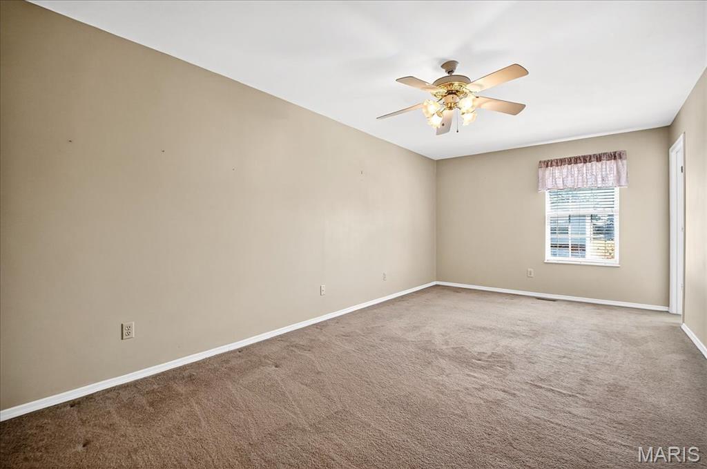 St Louis, Missouri 63123, United States, 4 Bedrooms Bedrooms, ,3 BathroomsBathrooms,Residential,Active,232660