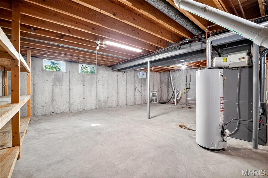 St Louis, Missouri 63123, United States, 4 Bedrooms Bedrooms, ,3 BathroomsBathrooms,Residential,Active,232660