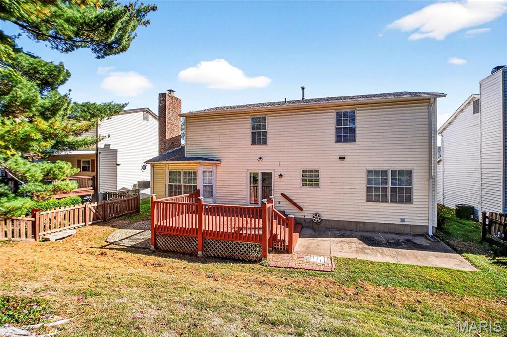 St Louis, Missouri 63123, United States, 4 Bedrooms Bedrooms, ,3 BathroomsBathrooms,Residential,Active,232660