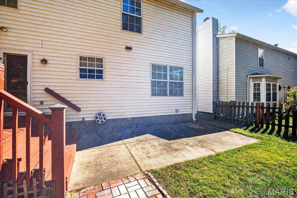 St Louis, Missouri 63123, United States, 4 Bedrooms Bedrooms, ,3 BathroomsBathrooms,Residential,Active,232660