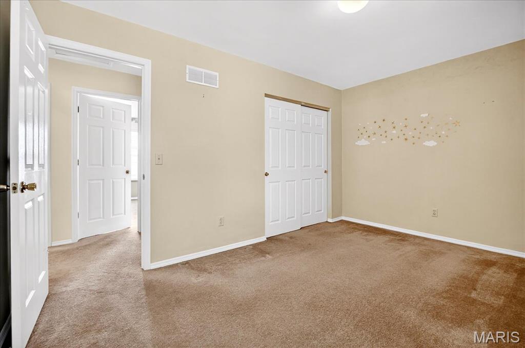 St Louis, Missouri 63123, United States, 4 Bedrooms Bedrooms, ,3 BathroomsBathrooms,Residential,Active,232660