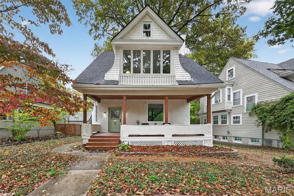 Photo of 6963 Amherst Avenue, University City, MO 63130 (MLS # 25070512)