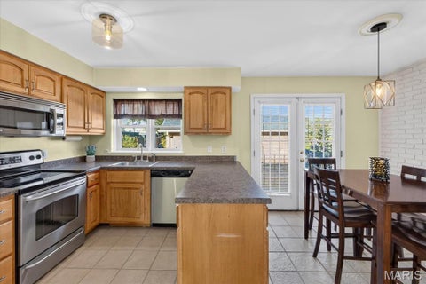 Tiny photo for 12865 Town And Four Drive, Creve Coeur, MO 63141 (MLS # 26058283)