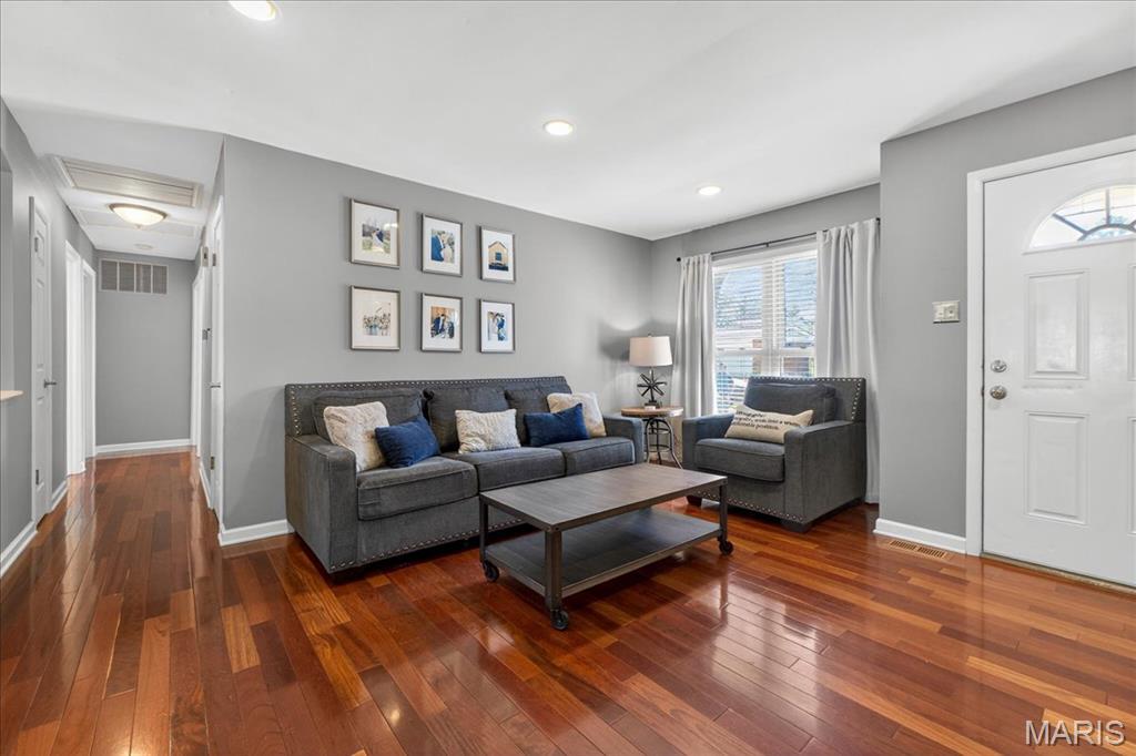 Eagle Glen 2 - Residential