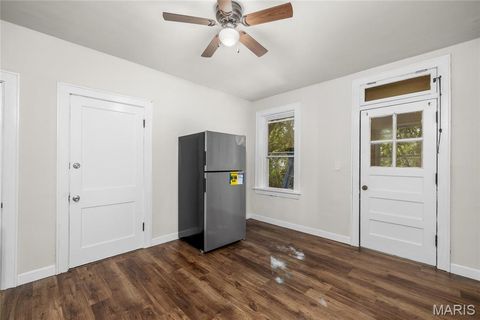 Tiny photo for 3720 Winnebago Street, St Louis, MO 63116 (MLS # 25068984)