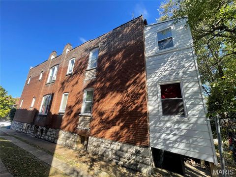 Tiny photo for 3720 Winnebago Street, St Louis, MO 63116 (MLS # 25068984)