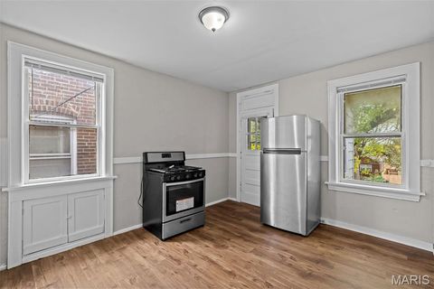 Tiny photo for 3720 Winnebago Street, St Louis, MO 63116 (MLS # 25068984)
