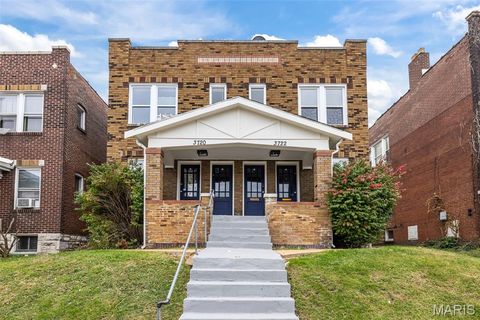 Photo of 3720 Winnebago Street, St Louis, MO 63116 (MLS # 25068984)
