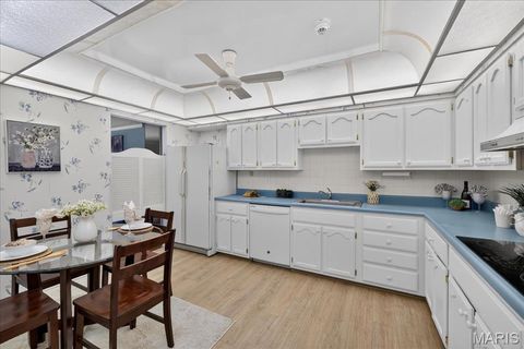 Tiny photo for 539 Coeur De Royale Drive #204, Creve Coeur, MO 63141 (MLS # 26012312)