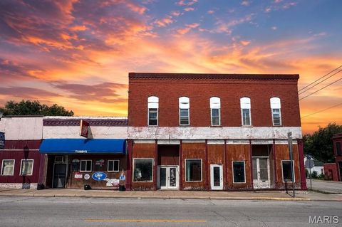 Photo of 406 S Main Street, New London, MO 63459 (MLS # 26046723)