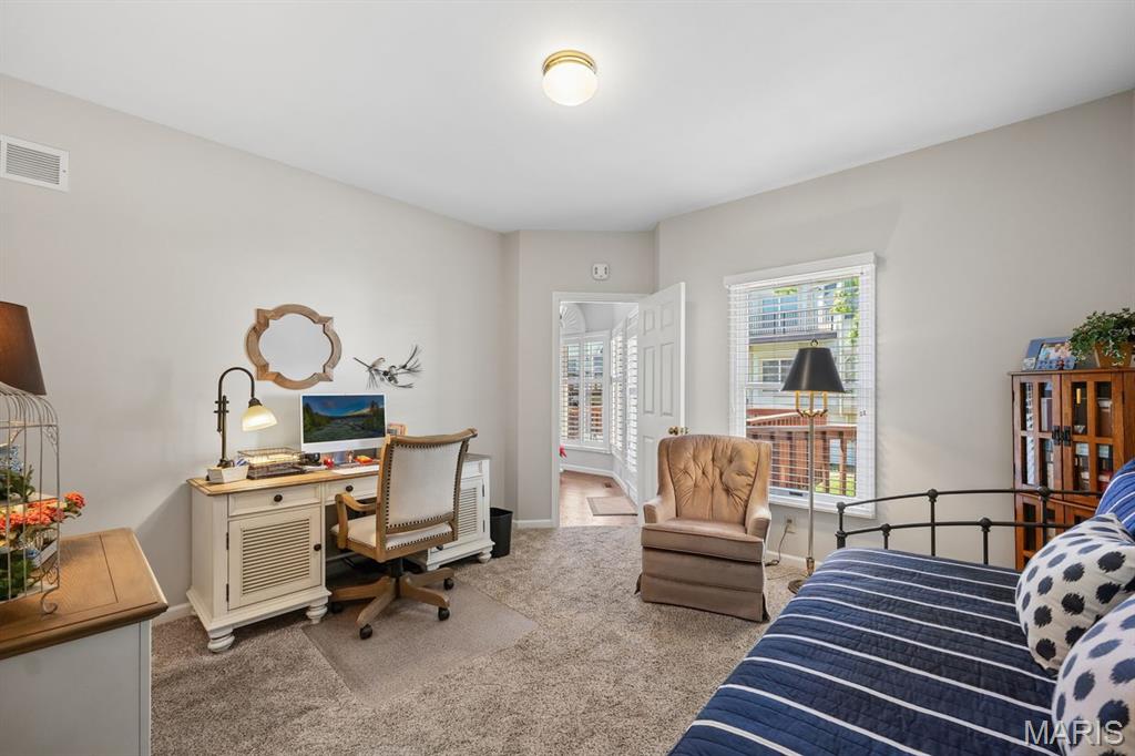 Field Pointe Condo Fifteen - Residential
