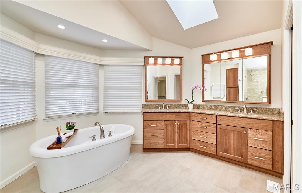 Kingspointe 2A - Residential