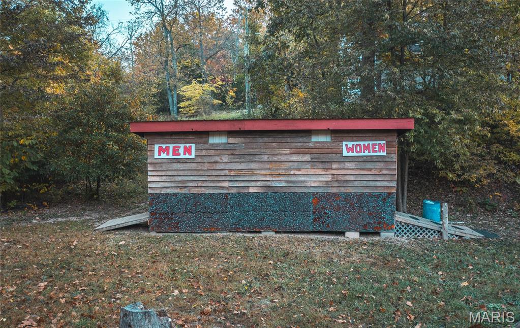 n/a - Commercial Sale