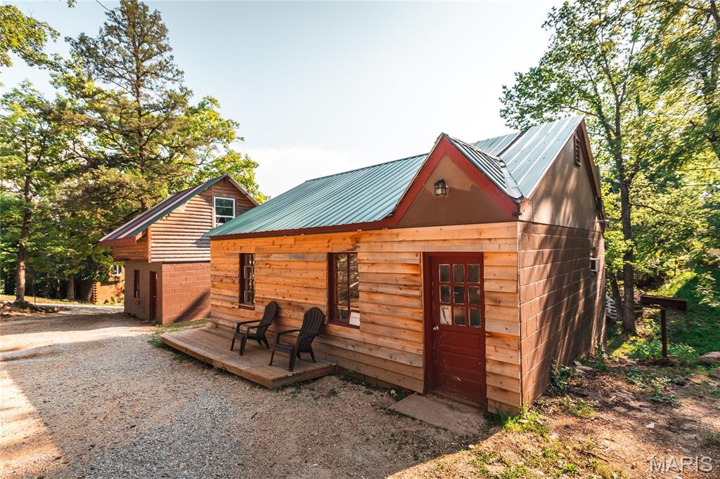 n/a - Commercial Sale