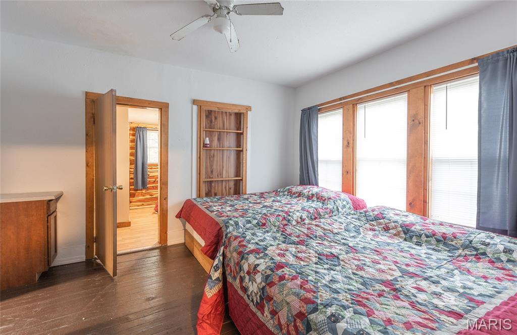 n/a - Commercial Sale