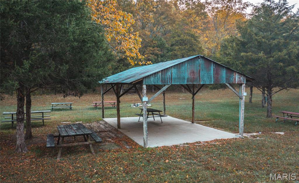 n/a - Commercial Sale