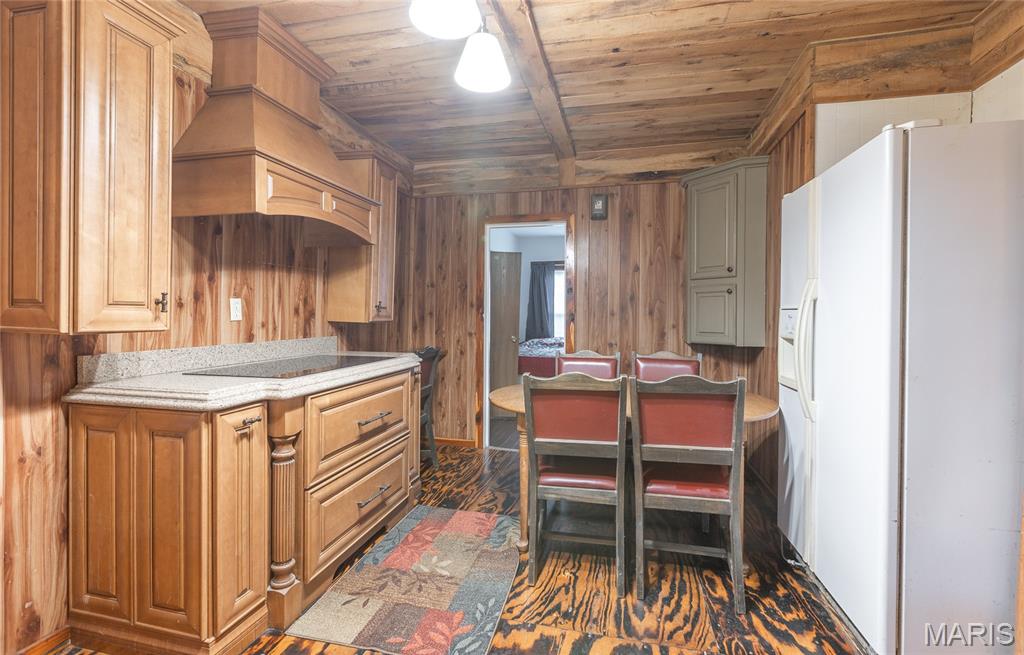 n/a - Commercial Sale