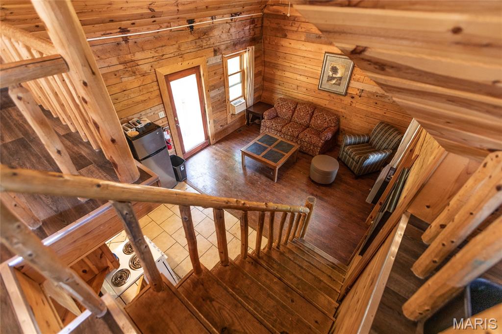 n/a - Commercial Sale