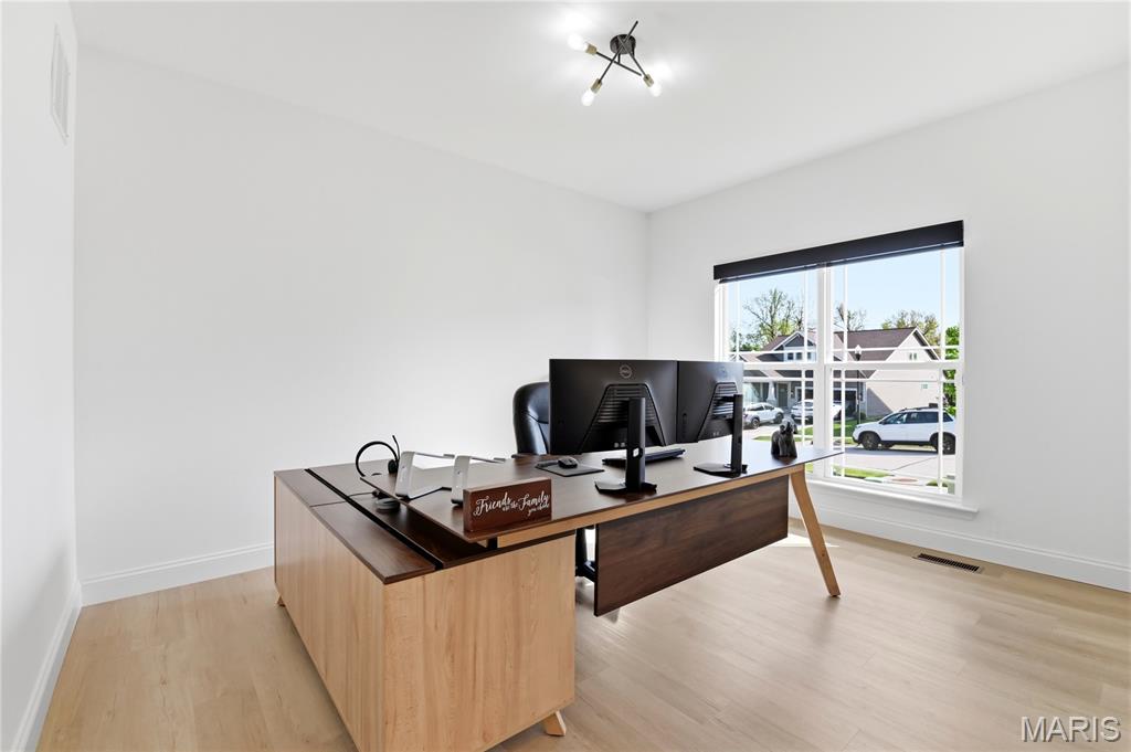 Manors At Elmhaven - Residential