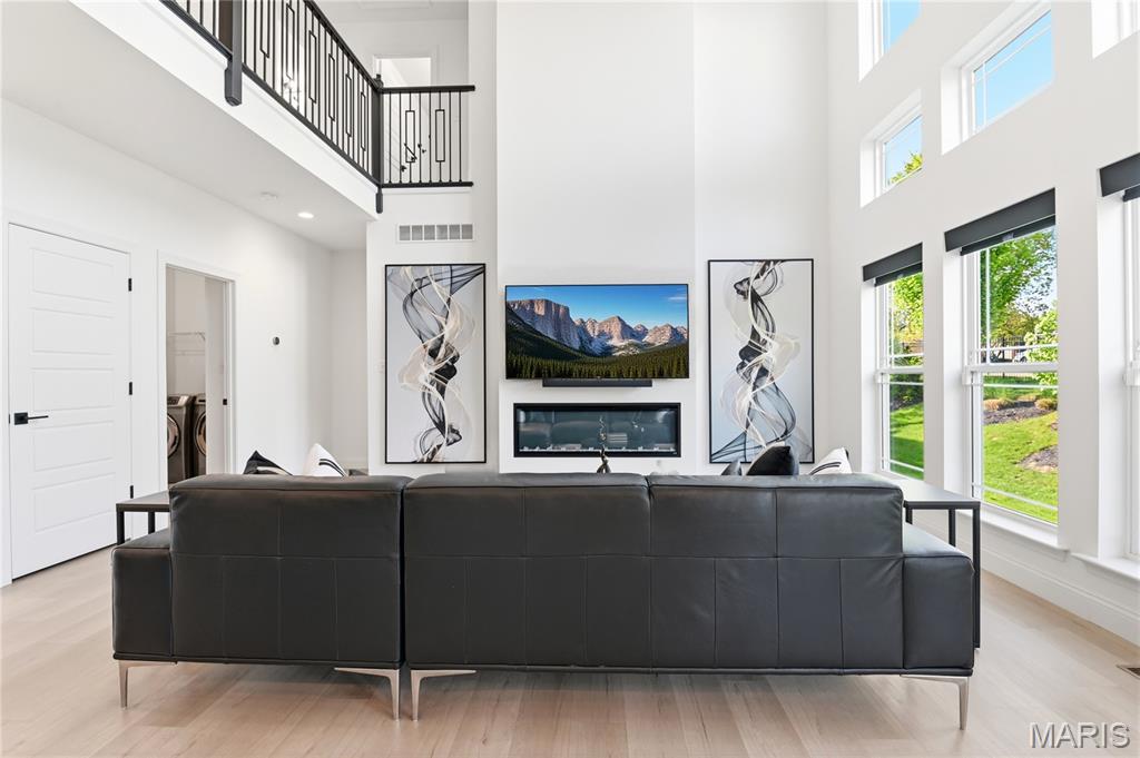 Manors At Elmhaven - Residential