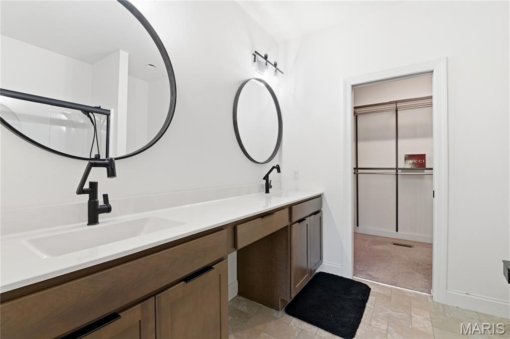 Manors At Elmhaven - Residential