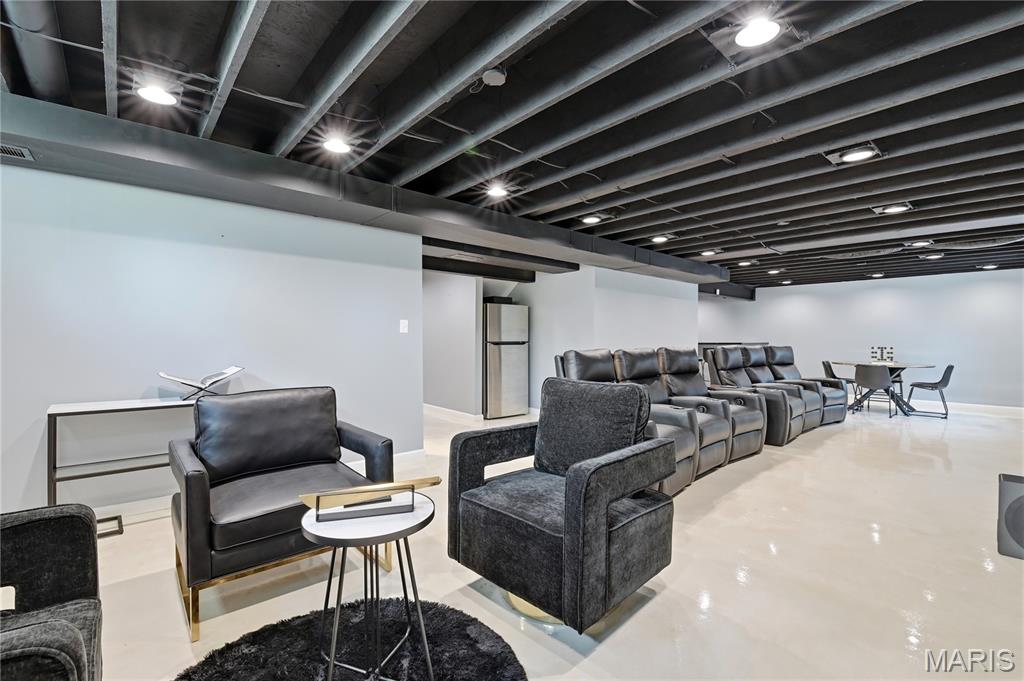 Manors At Elmhaven - Residential