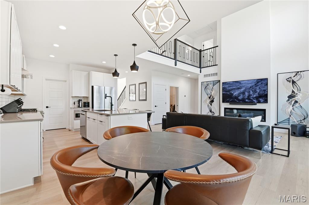 Manors At Elmhaven - Residential