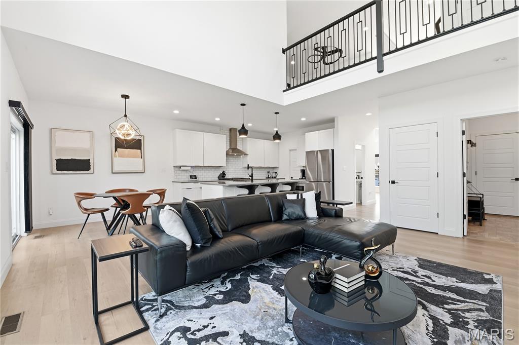 Manors At Elmhaven - Residential