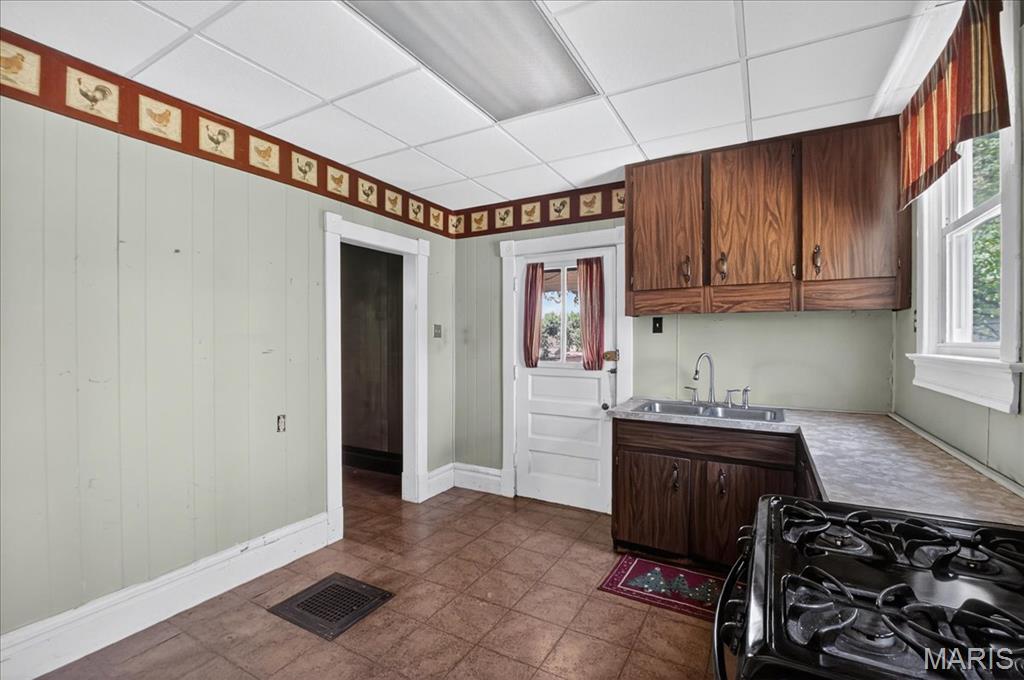 Ellendale Home Place - Commercial Sale