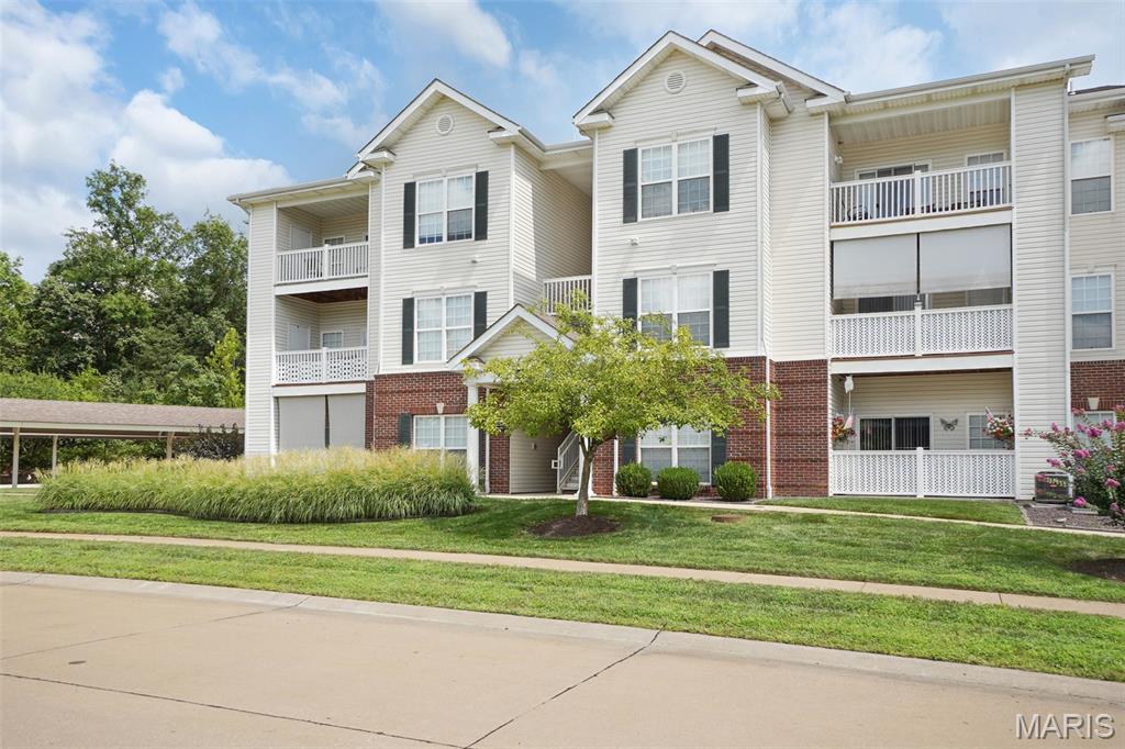 39 Kassebaum Lane 305