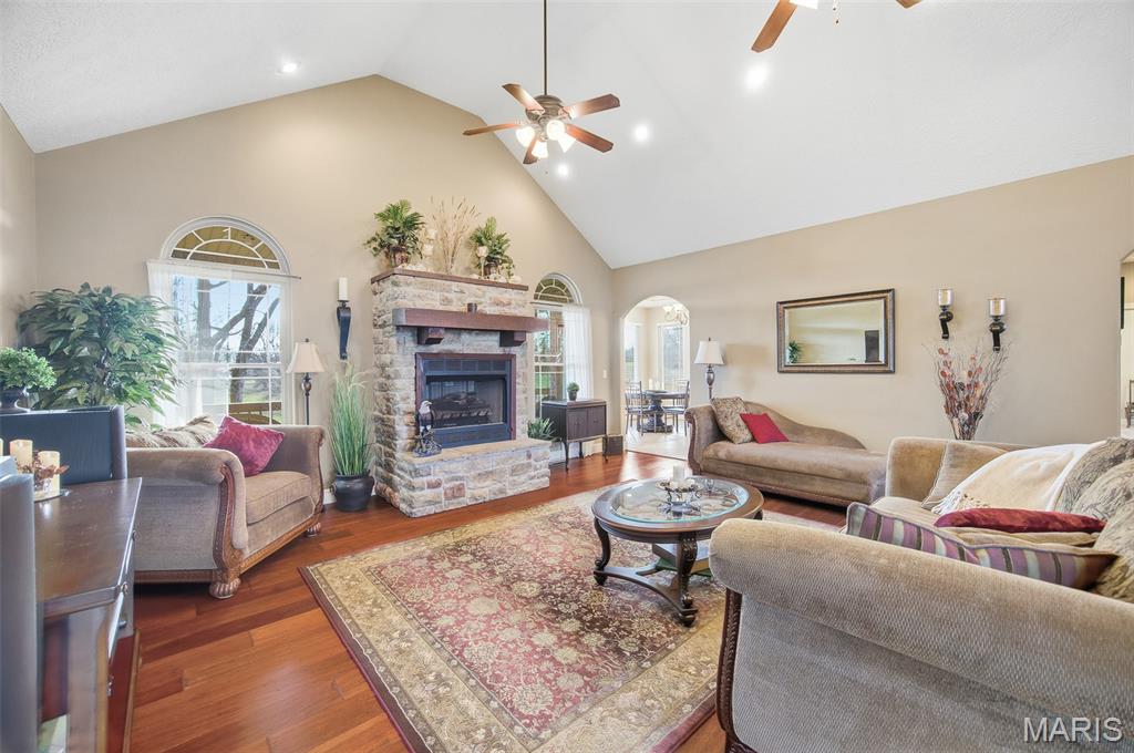 THE MEADOWS - Residential