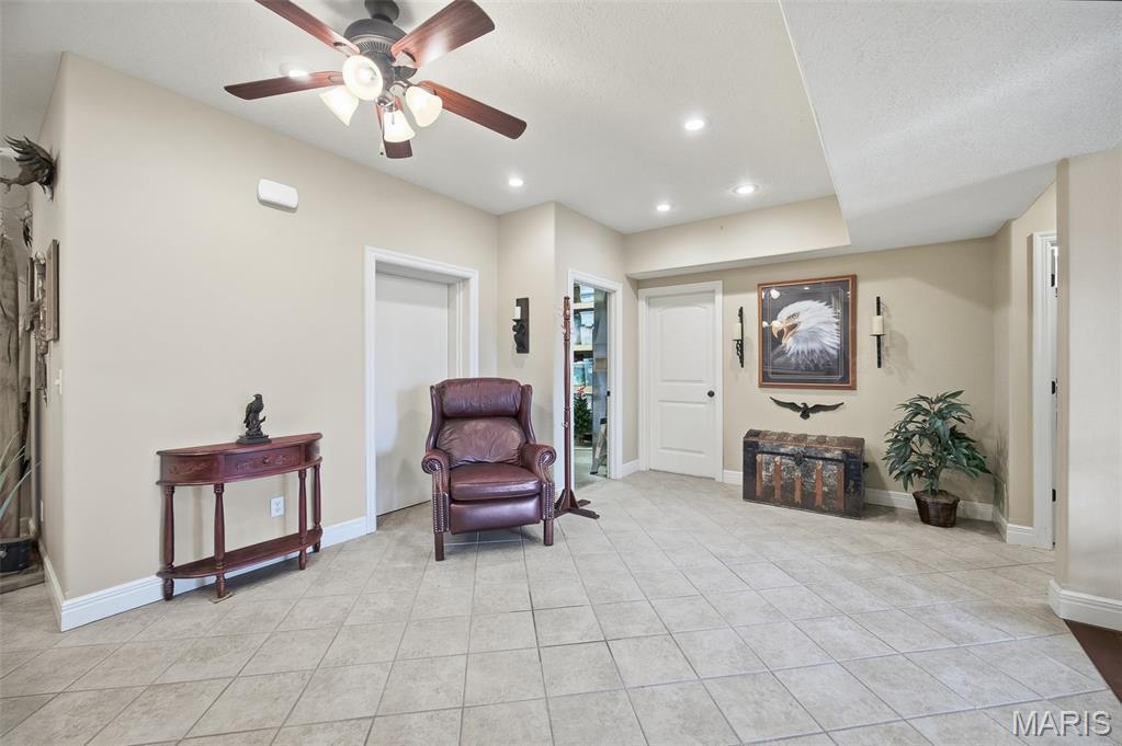 THE MEADOWS - Residential