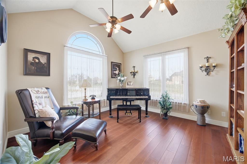 THE MEADOWS - Residential