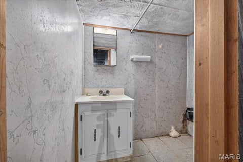 Tiny photo for 7150 Dawson Place, Jennings, MO 63136 (MLS # 26068843)