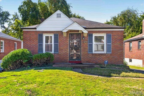 Photo of 7150 Dawson Place, Jennings, MO 63136 (MLS # 26068843)