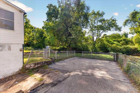 Tiny photo for 7150 Dawson Place, Jennings, MO 63136 (MLS # 26068843)