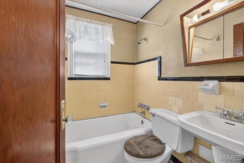 Tiny photo for 7150 Dawson Place, Jennings, MO 63136 (MLS # 26068843)