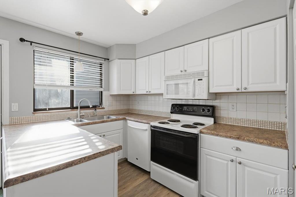 Bluffstone Estate - Residential