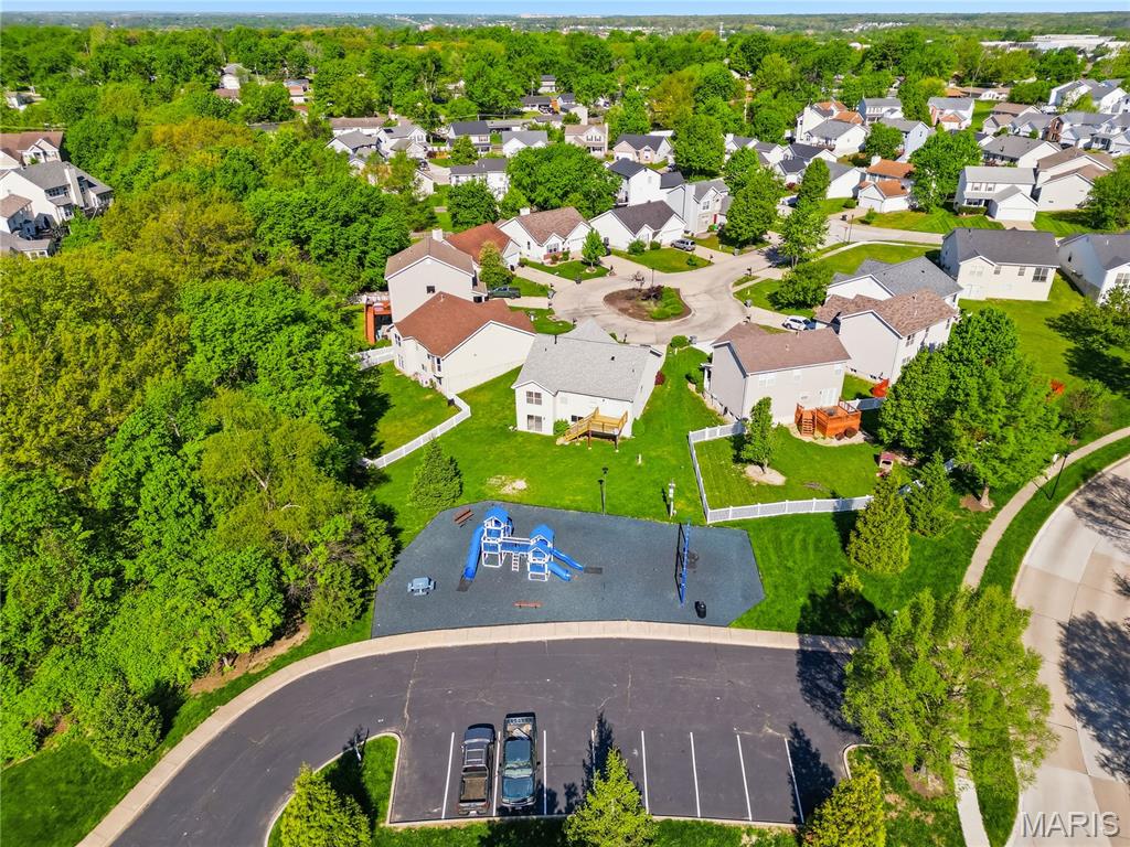 Eastbury Village At Thornbury - Residential