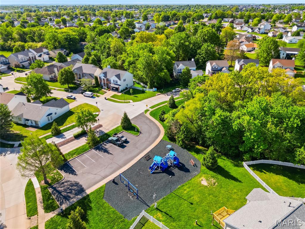 Eastbury Village At Thornbury - Residential