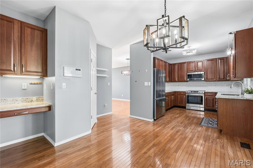 Eastbury Village At Thornbury - Residential