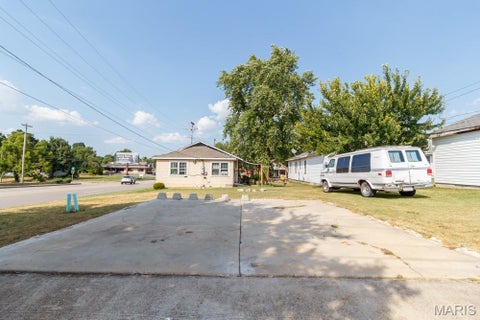 Tiny photo for 685 653 N Adams Avenue, Lebanon, MO 65536 (MLS # 26059161)