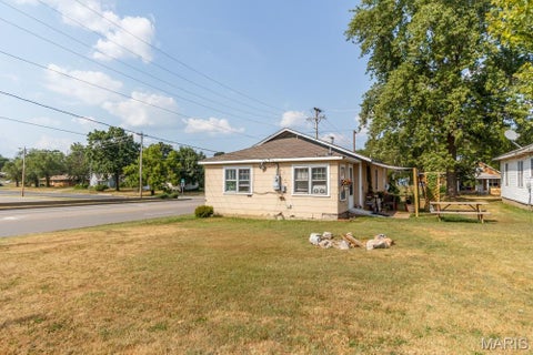 Tiny photo for 685 653 N Adams Avenue, Lebanon, MO 65536 (MLS # 26059161)