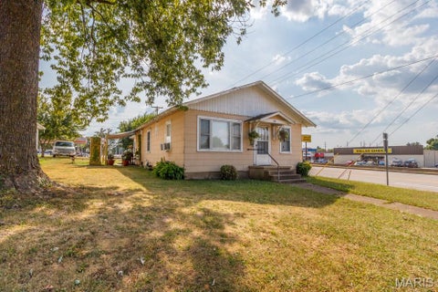 Tiny photo for 685 653 N Adams Avenue, Lebanon, MO 65536 (MLS # 26059161)