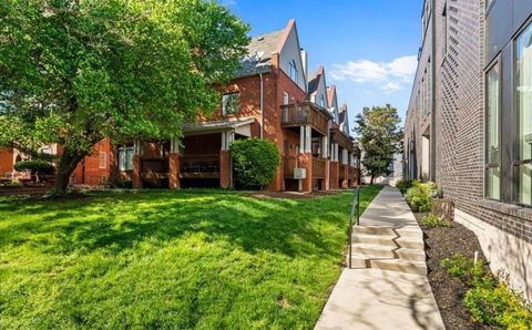 4111 West Pine Boulevard 13 St Louis MO 63108