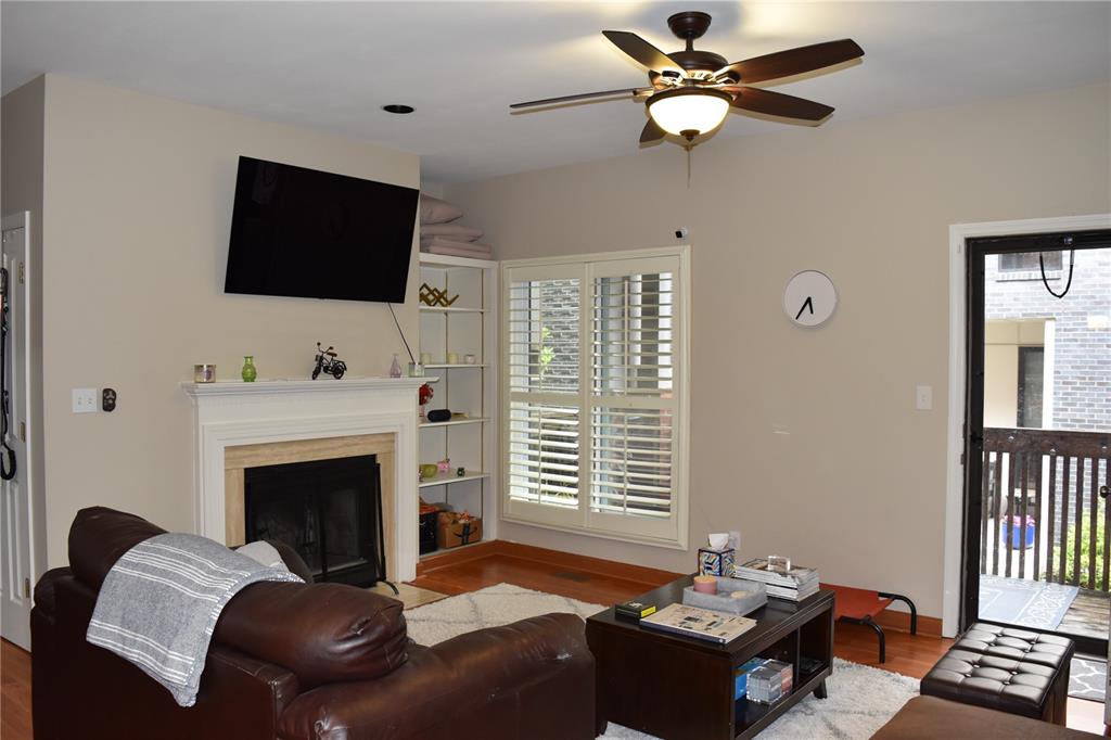 4111 West Pine Boulevard 13