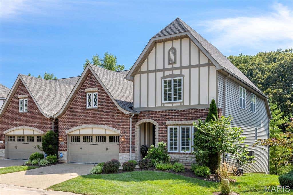 Photo of 16334 Baxter Road, Chesterfield, MO 63005 (MLS # 26053295)