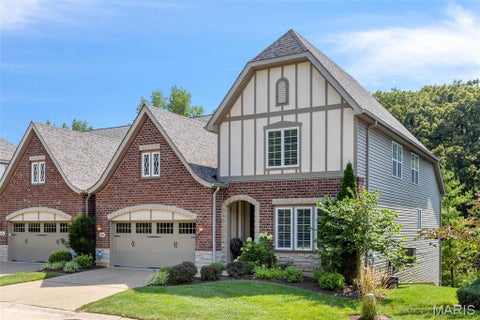 Tiny photo for 16334 Baxter Road, Chesterfield, MO 63005 (MLS # 26053295)